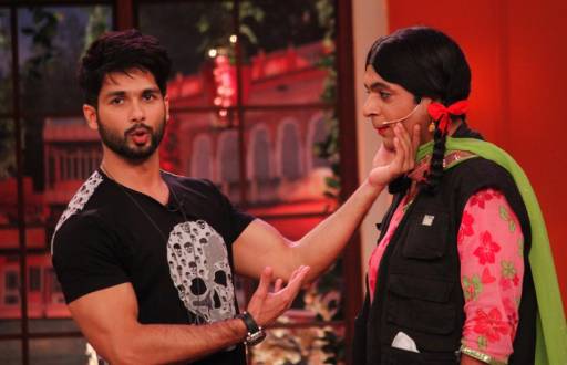 Shahid Kapoor with Sunil Grover (Gutthi) 