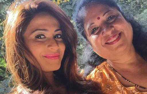 Dimple Jhangiani and mom Anju