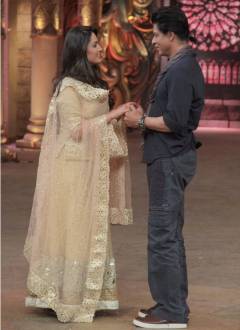 Anita Hassanandani with SRK