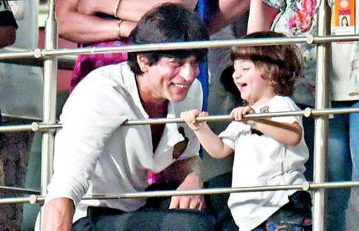 AbRam Khan with Shah Rukh Khan