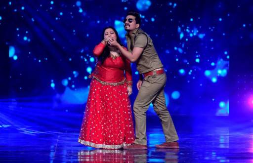 Bharti Singh and Harsh as Salman and Sonakshi on the sets of Nach Baliye