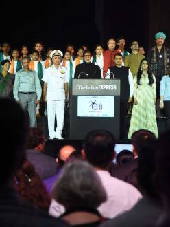 Celebs pay homage to 26/11 Mumbai terror attack victims