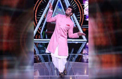Independence Day celebration on the sets of Indian Idol 10 