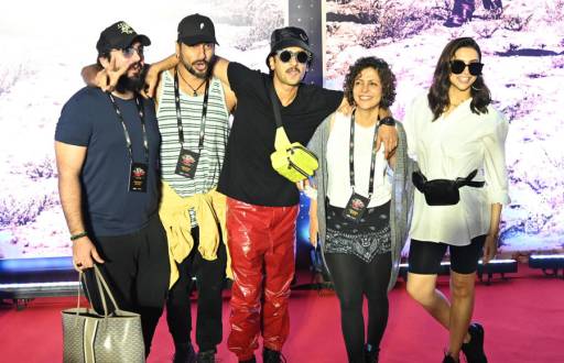 Deepika, Ranveer, Hrithik and others attend U2 India concert