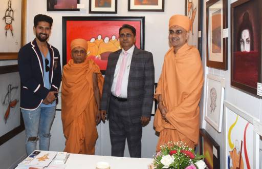 Ravi Dubey, Nandish Sandhu & others attend India Art Festival 2020