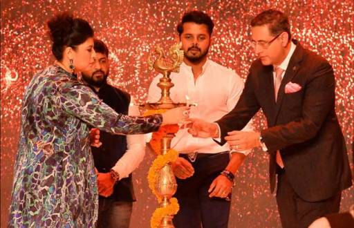 Karisma Kapoor, Shamita Shetty, Asim Riaz and others felicitates winners with ACE Business Awards 2020