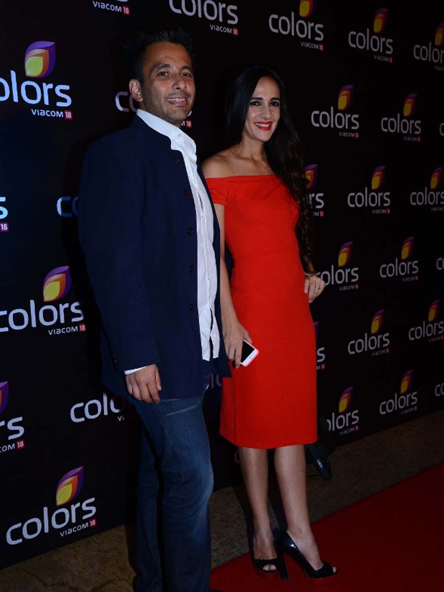 Tara Sharma with husband 