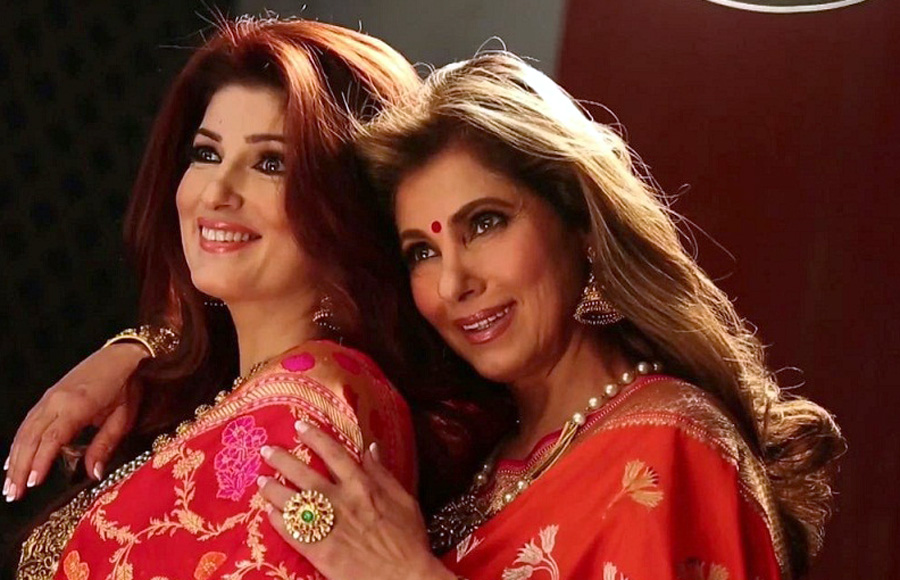 Dimple Kapadia and her daughter Twinkle