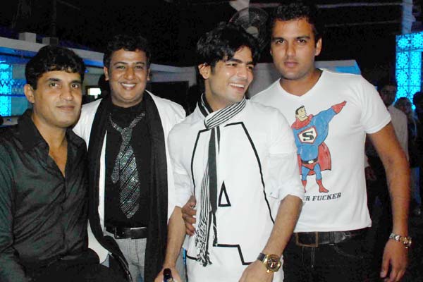 Imtiyaz , Umesh ,  Amit , Hemant Chadha