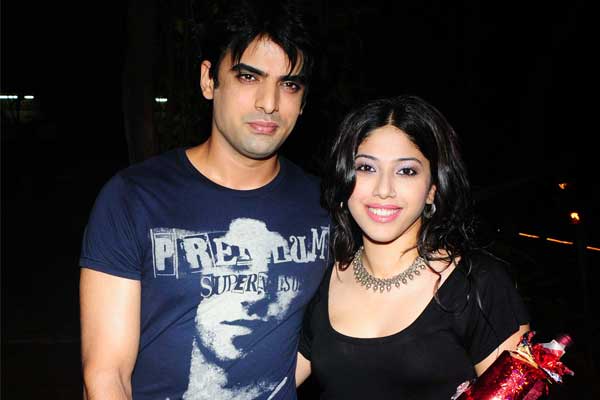 Mohit Malik, Aditi Shirwaker