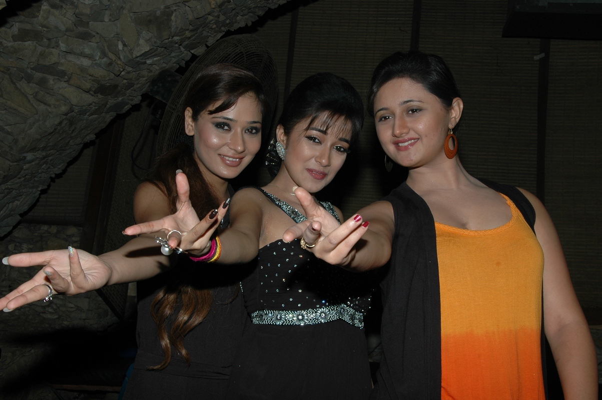 Sara Khan, Tina Dutta and Rashmi Desai: Dancing Queens