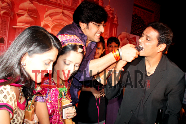 Shashank Vyas , Pratyusha Banerjee ,Smita Bansal ,Anup Soni 