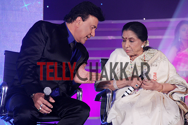 Anu Malik and Asha Bhosle