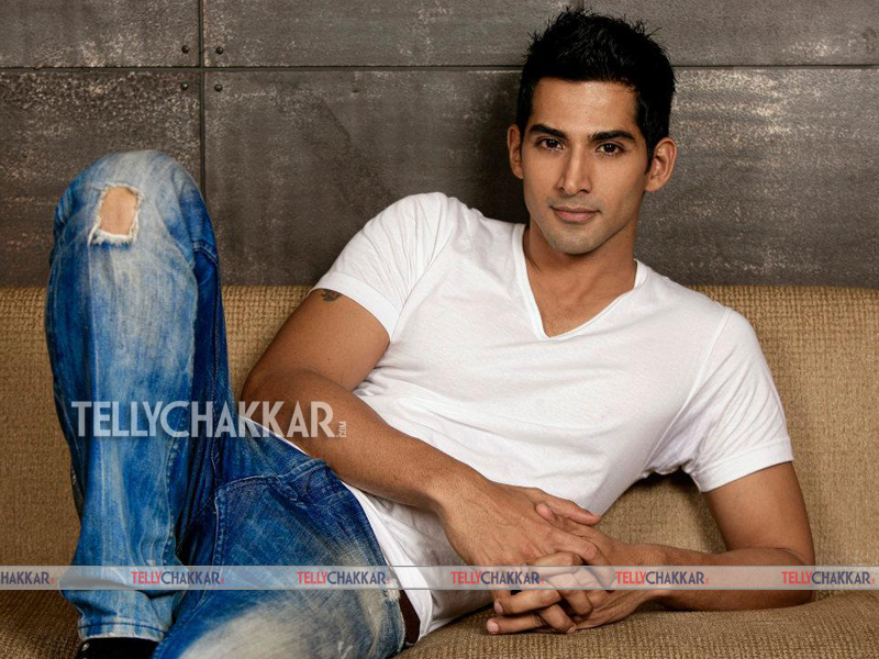 Vivan Bhatena