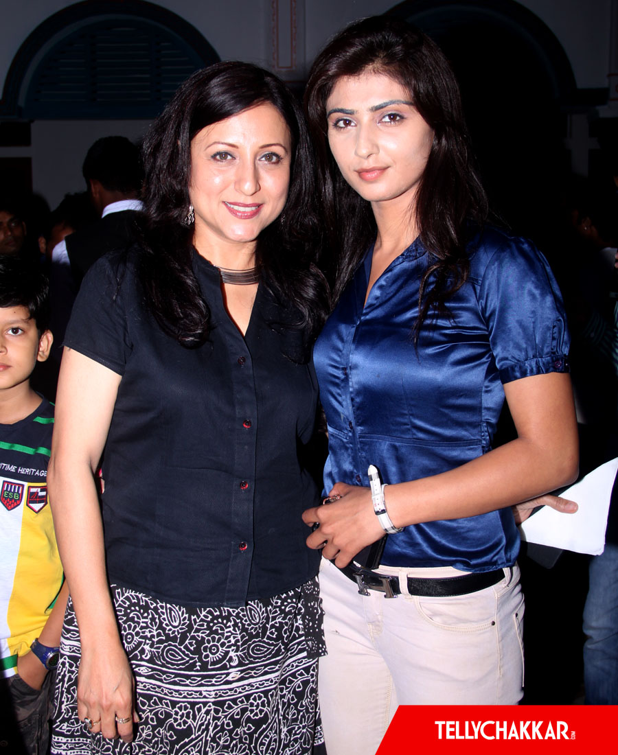 Kishori Shahane and Nikita Sharma