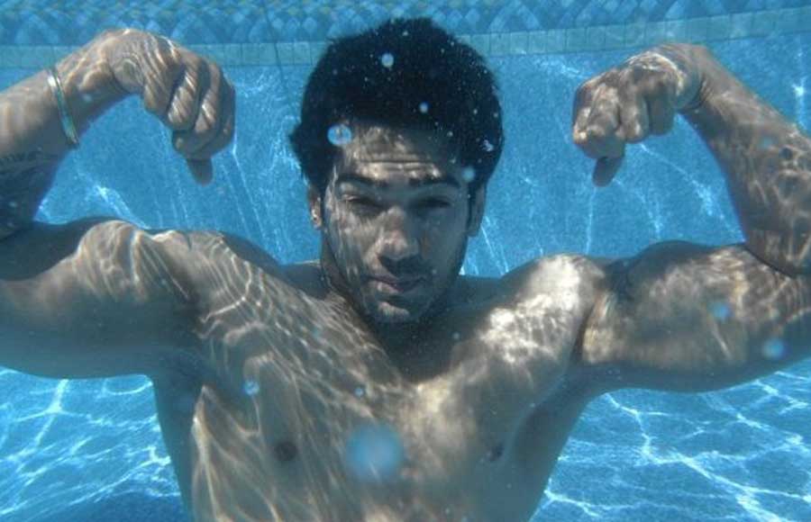 TV actors in swimming pool