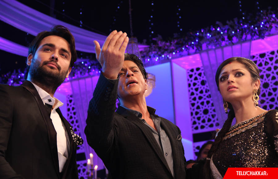 Shah Rukh Khan ,Vivian Dsena and Drashti Dhami