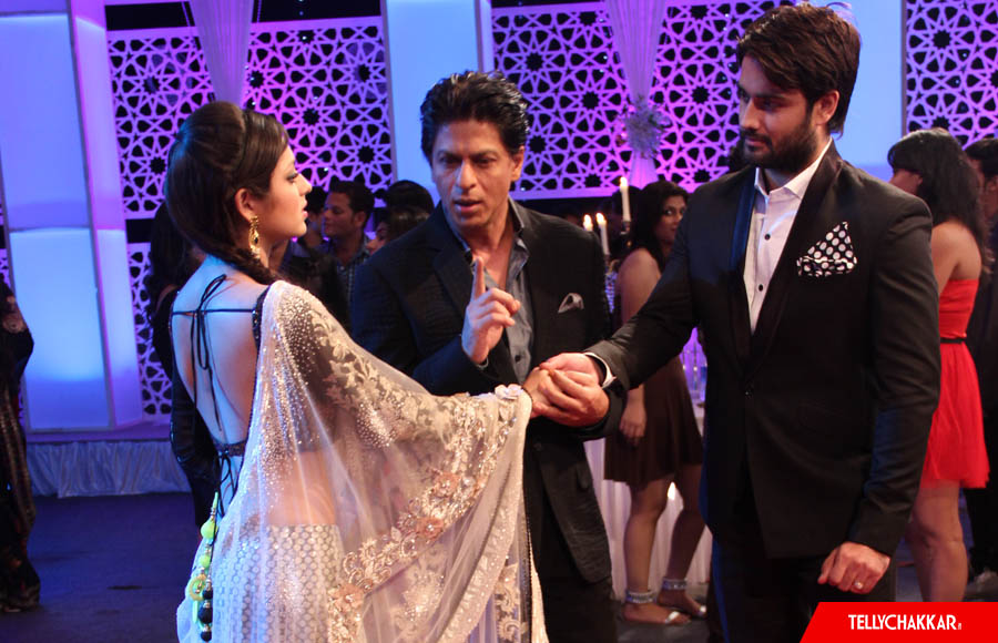 Shah Rukh Khan ,Vivian Dsena and Drashti Dhami