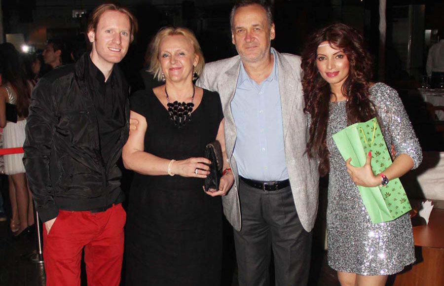 Alexx O Neil, Mrs. Wach, Ambassador of Poland-Janusz Wach, Shama Sikander