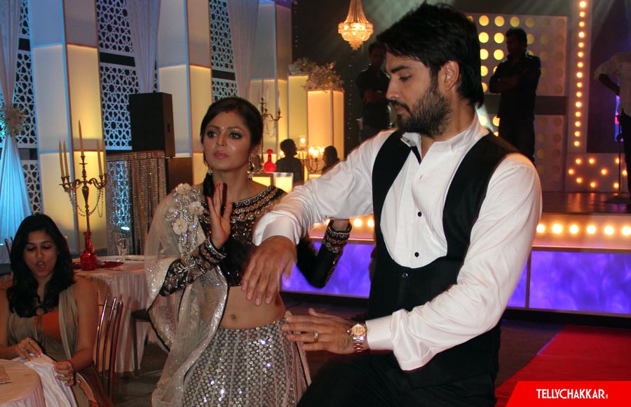 Vivian Dsena and Drashti Dhami