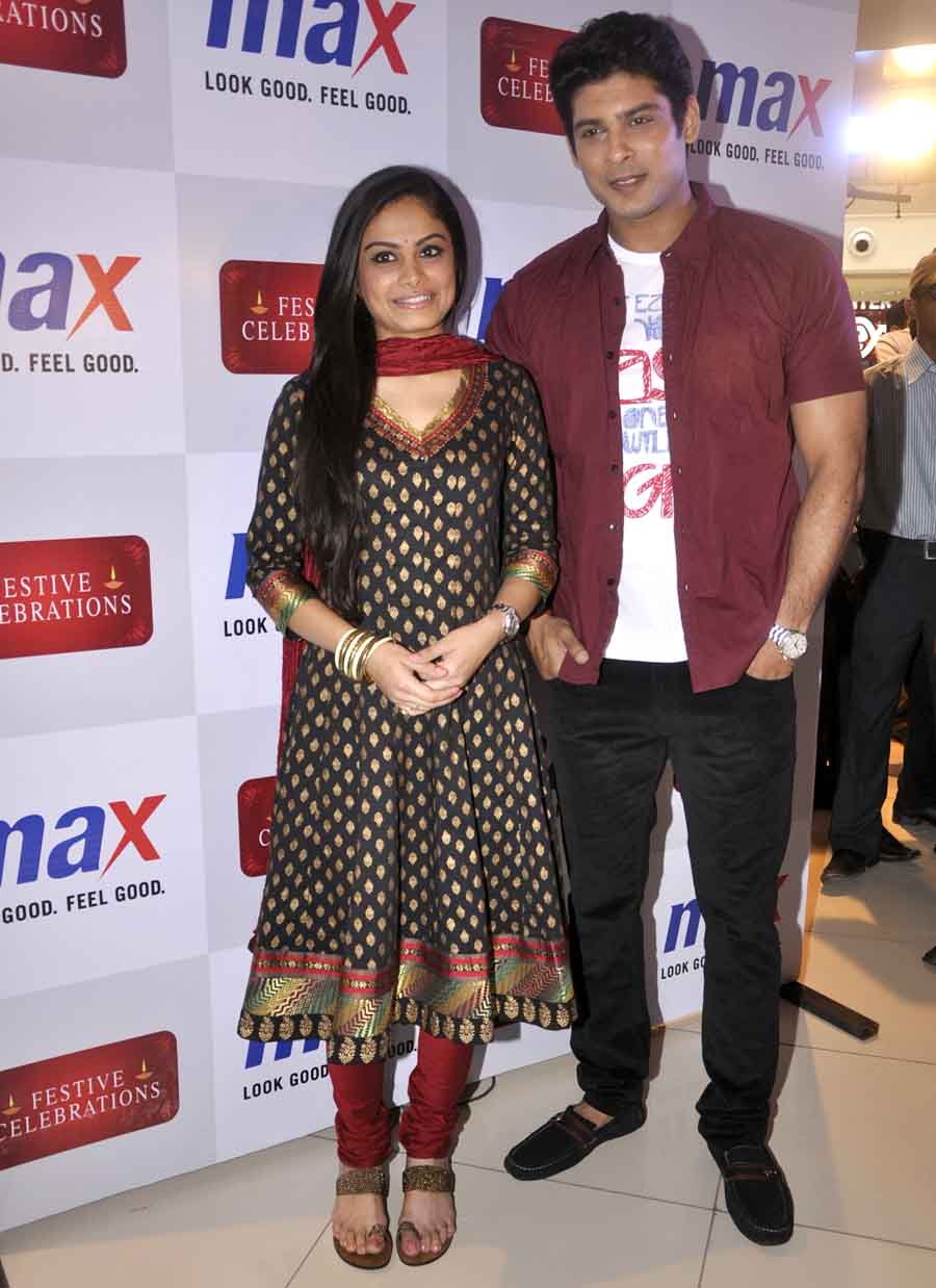 Siddharth Shukla and Toral Rasputra