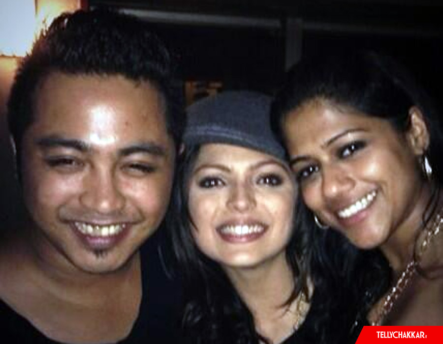 Drashti Dhami with choreographers Deepak and Marischa