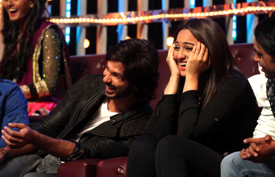 Shahid Kapoor and Sonakshi Sinha