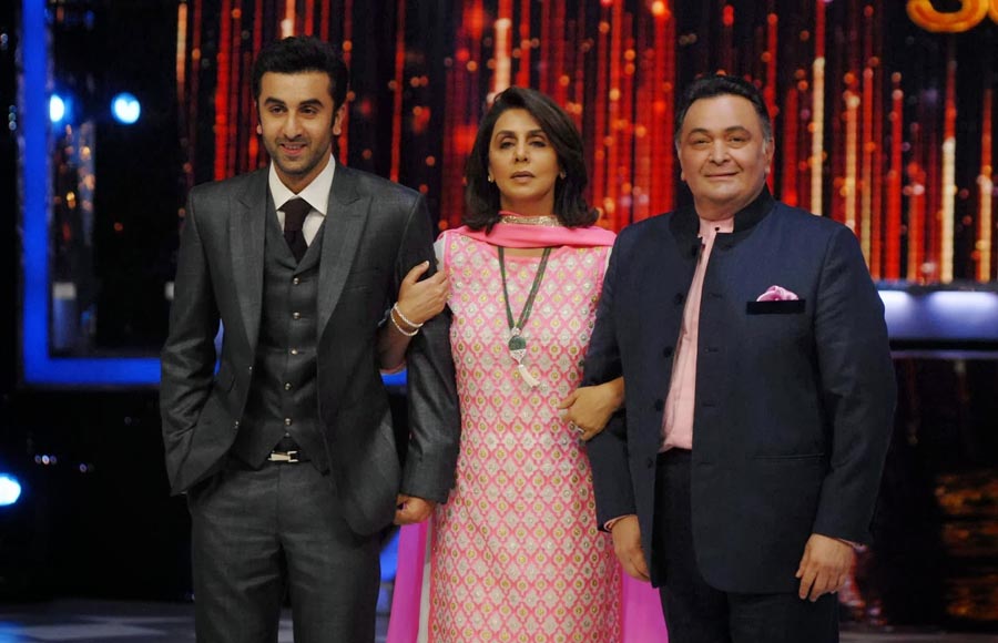 Rishi Kapoor with wife Neetu son Ranbir Kapoor