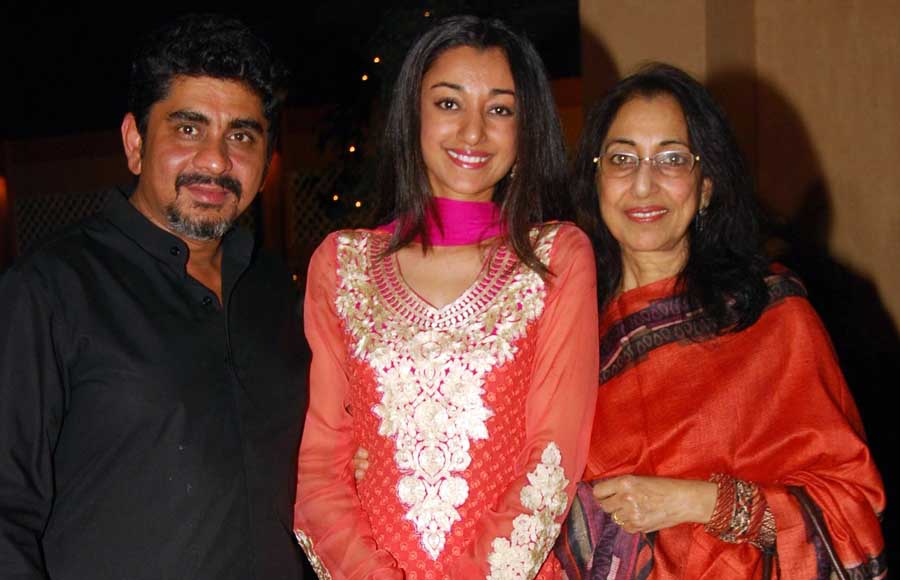 Rajan Shahi, Amardeep Jha and her daughter Shriya Jha