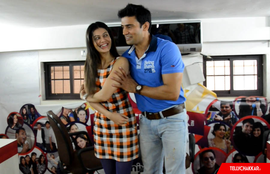  Sangram Singh and Payal Rohatgi