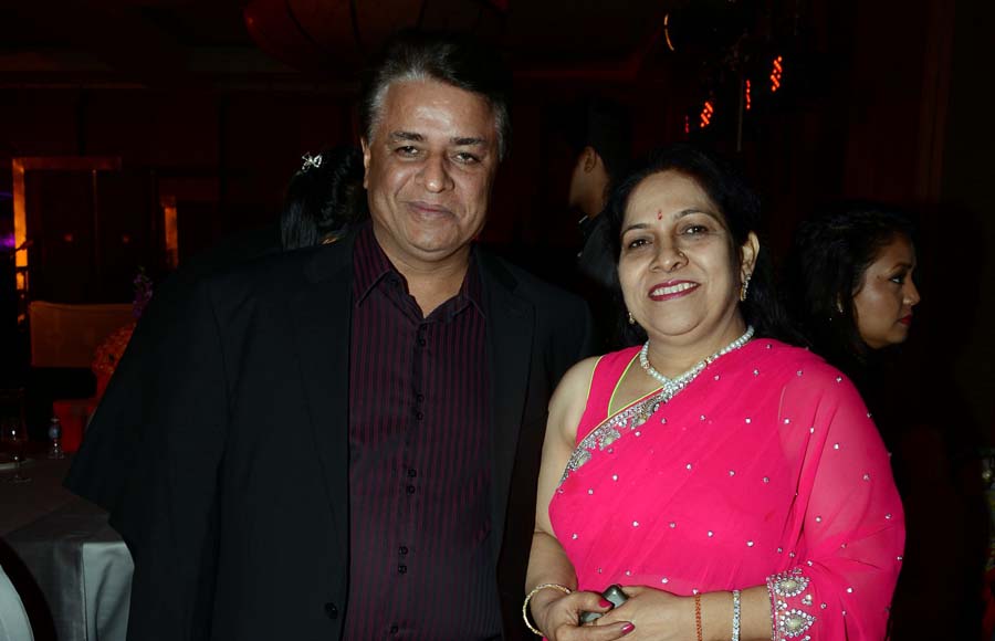  Kumar Mangat with wife