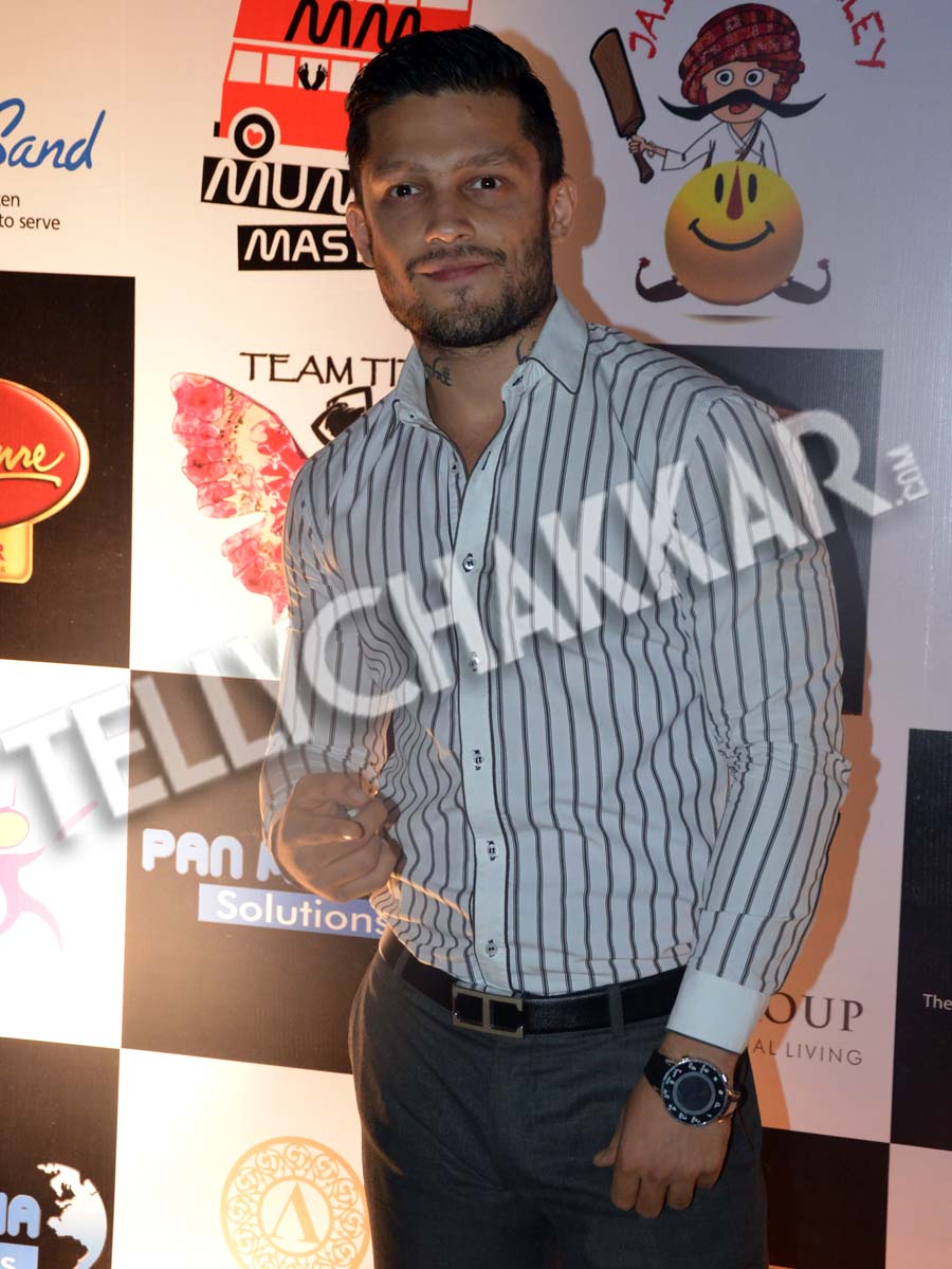 Celebs galore at the launch of Box Cricket League