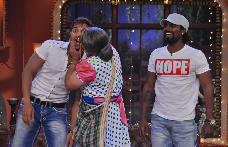 Holi Special on Comedy Nights with Kapil