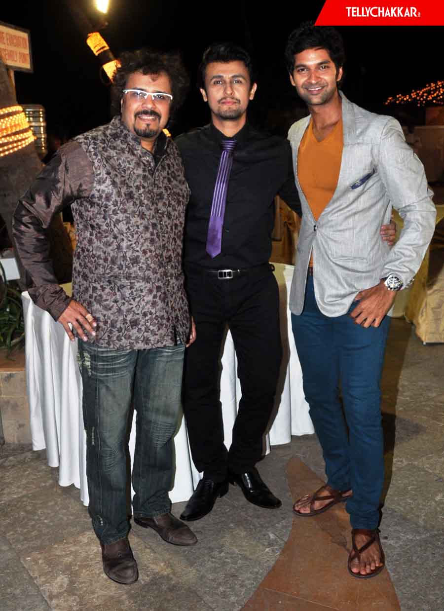 Bickram Ghosh and Sonu Nigam with Purab Kohli