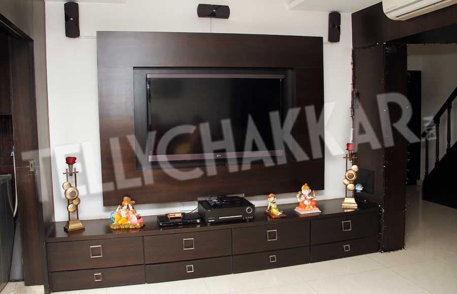 Tellychakkar.com visits Meghna Naidu's pad