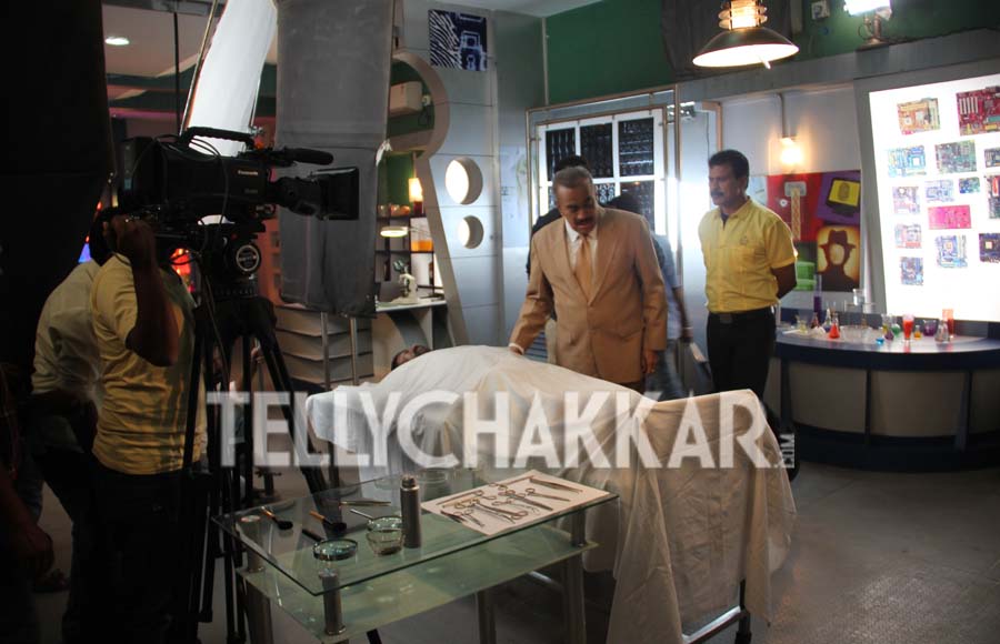 On the set: Sony TV's CID