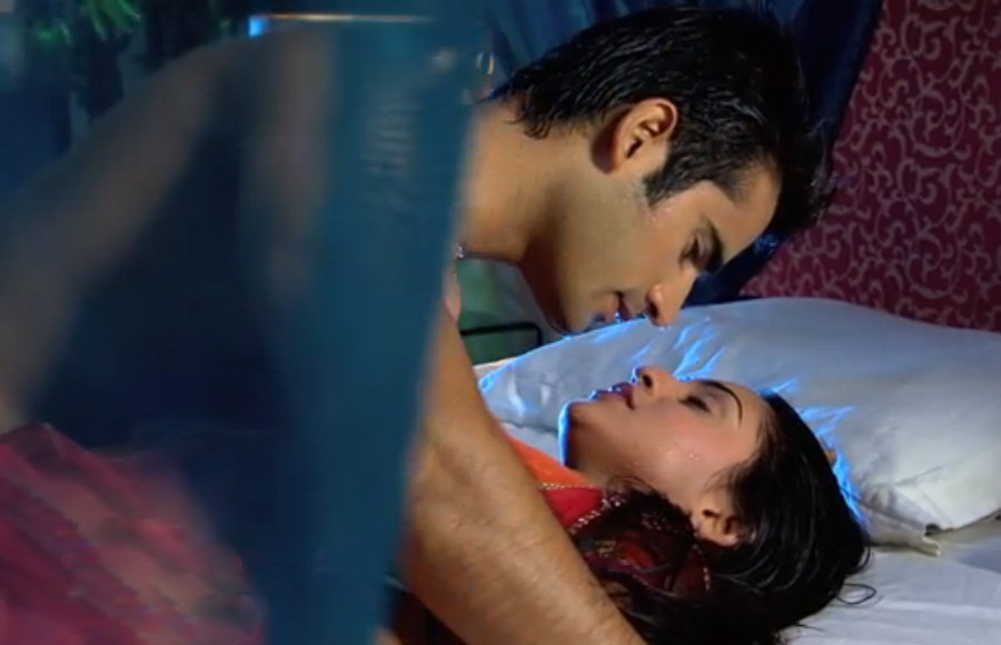 Viren and Jeevika in Ek Hazaaron Mein Meri Behna Hain