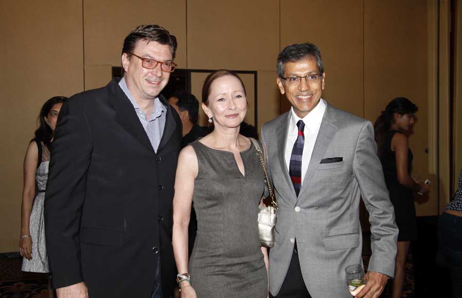  Mr. William with wife & Mr. Tarun Rai (CEO, World Wide Media) 