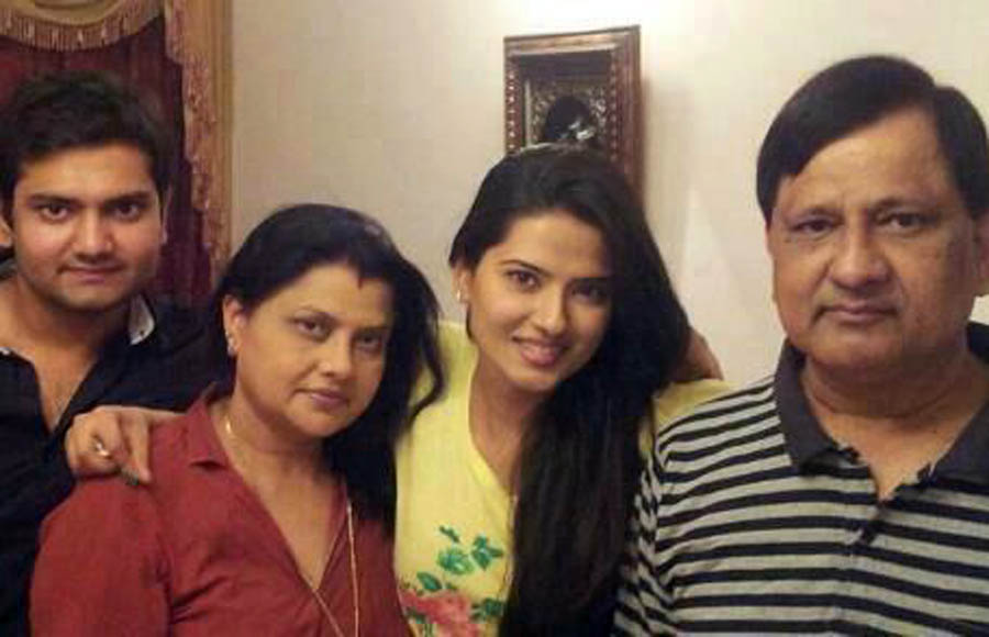 Kratika Sengar with her family