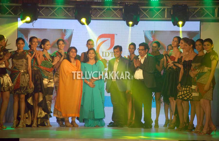 Tellychakkar.com partners Institute of Design & Technology's (Surat) event Fashionova