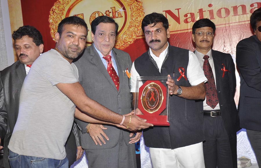 Baabush Sharma received '10th Excellence National Best Publicist Awards 2014'