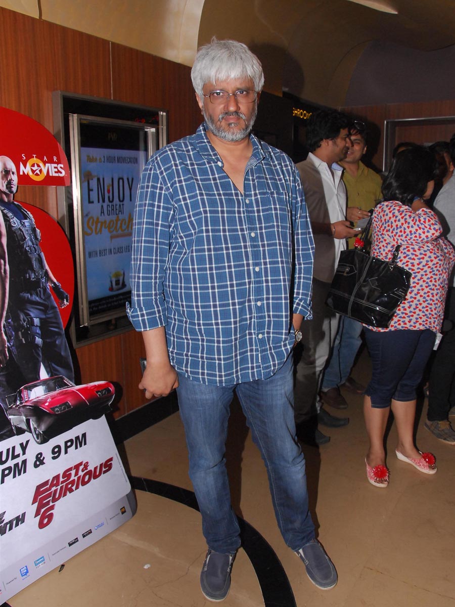  Vikram Bhatt