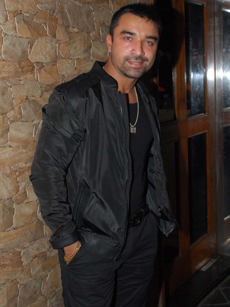 Ajaz Khan