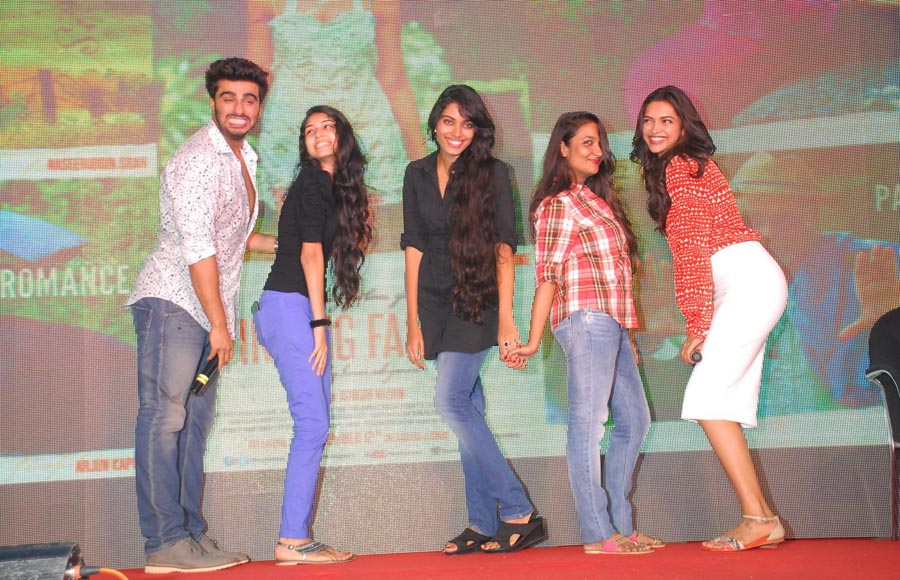 Launch of Finding Fanny song 'Shake Your Bootiya'