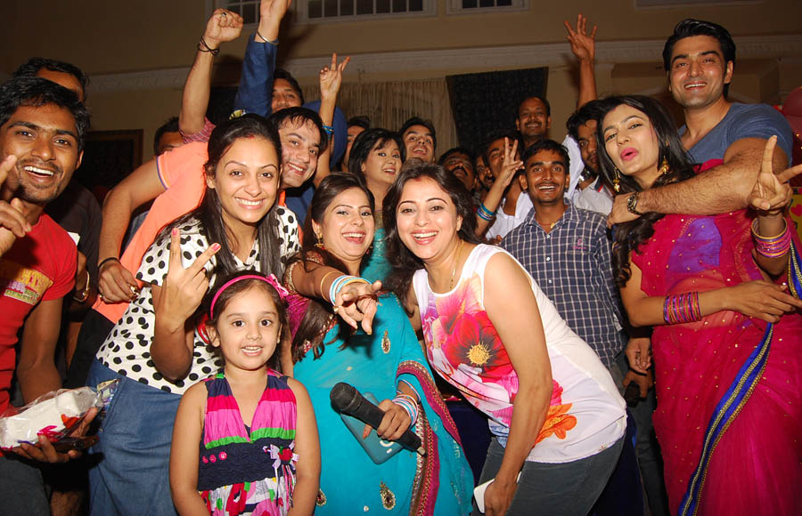 Zee TV's Aur Pyaar Ho Gaya wraps up shoot 