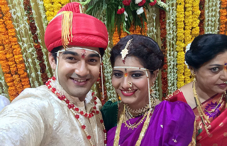 Wedding pics of Madhav Deochake