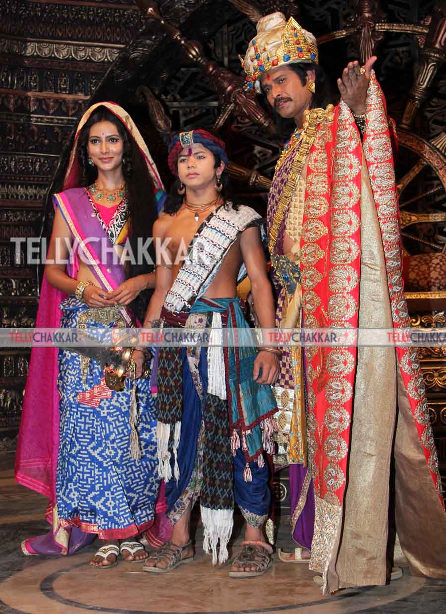 Siddharth Nigam, Pallavi Subhash and Sameer Dharmadhikari