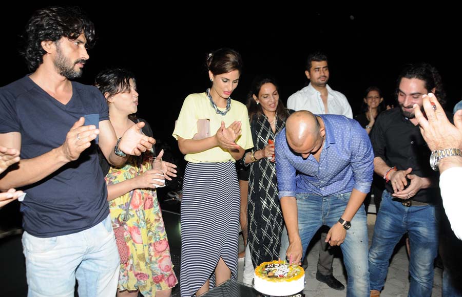 Ali Quli Mirza's rocking birthday bash