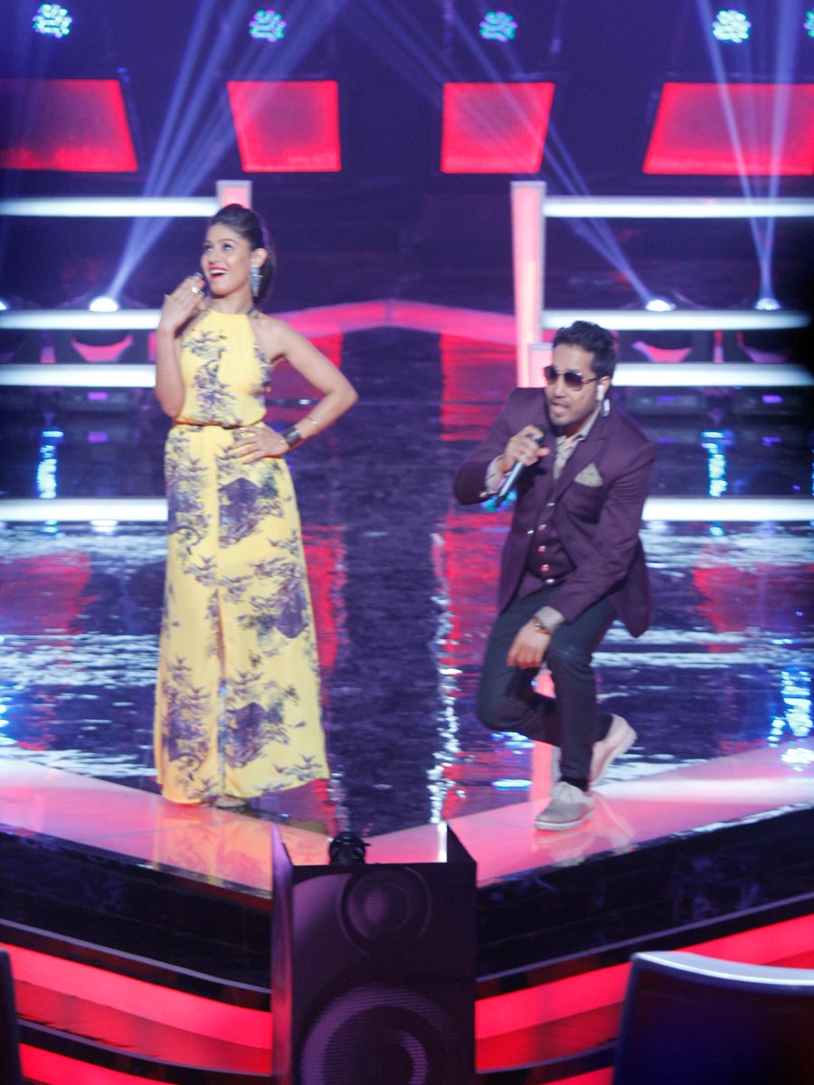 Mika Singh and Sunidhi Chauhan