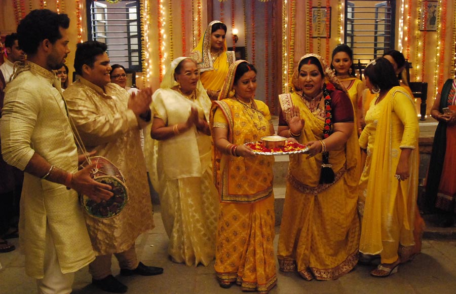 Haldi function in Tere Sheher Mein